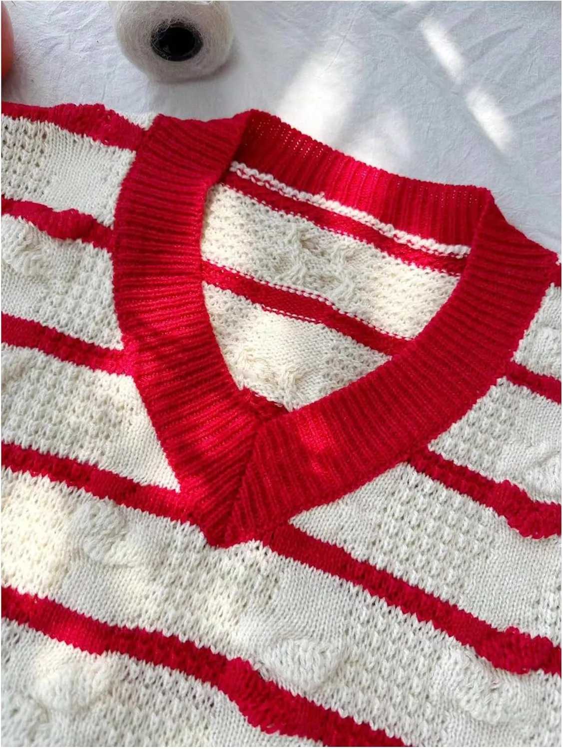 Floerns Women's Cute Heart Print V Neck Sleeveless Sweater Vest Knit Top