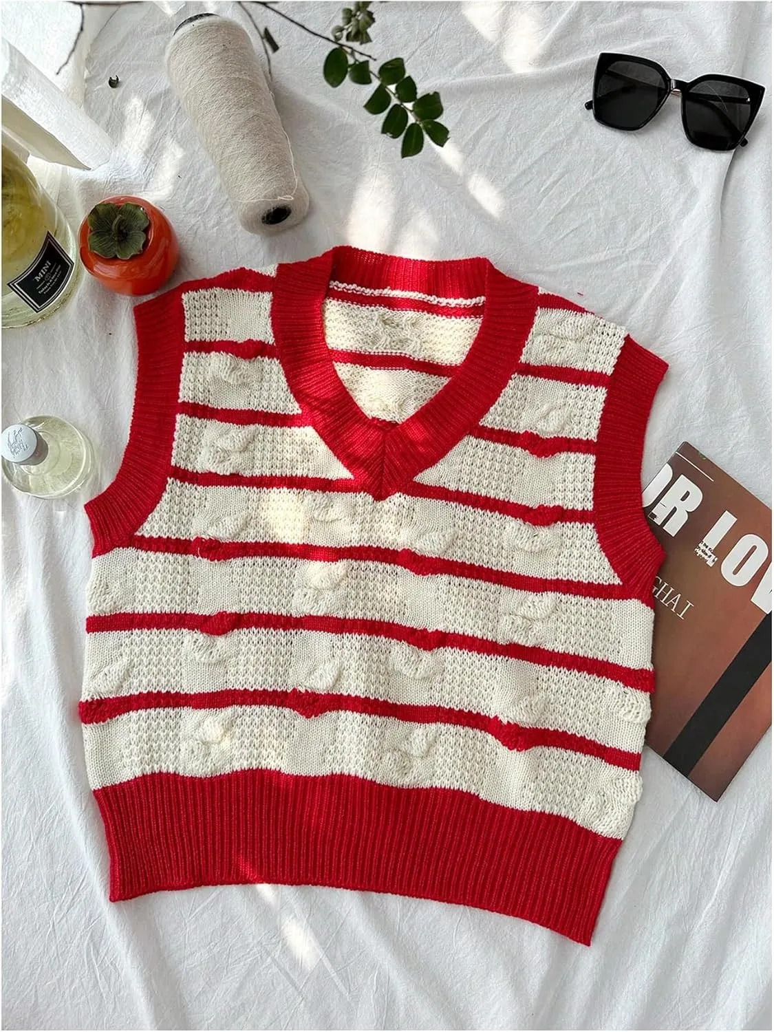 Floerns Women's Cute Heart Print V Neck Sleeveless Sweater Vest Knit Top