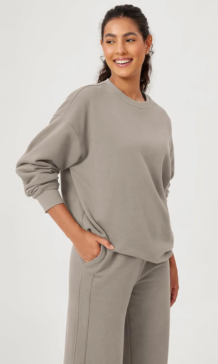 ODODOS Women's Fleece Lined Oversized Sweatshirts Long Sleeve Crew Neck Pullover Top