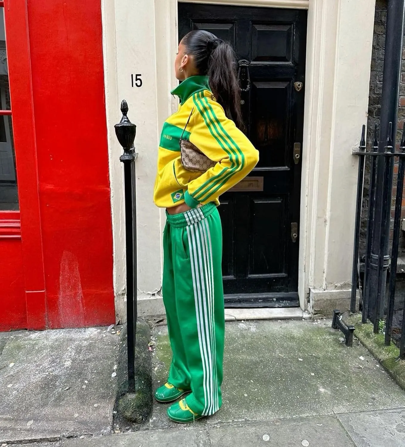 UAURORAO Women Y2k Track Pants Baggy Striped Joggers Sweatpants Elastic Waist Color Block Parachute Pants with Pockets