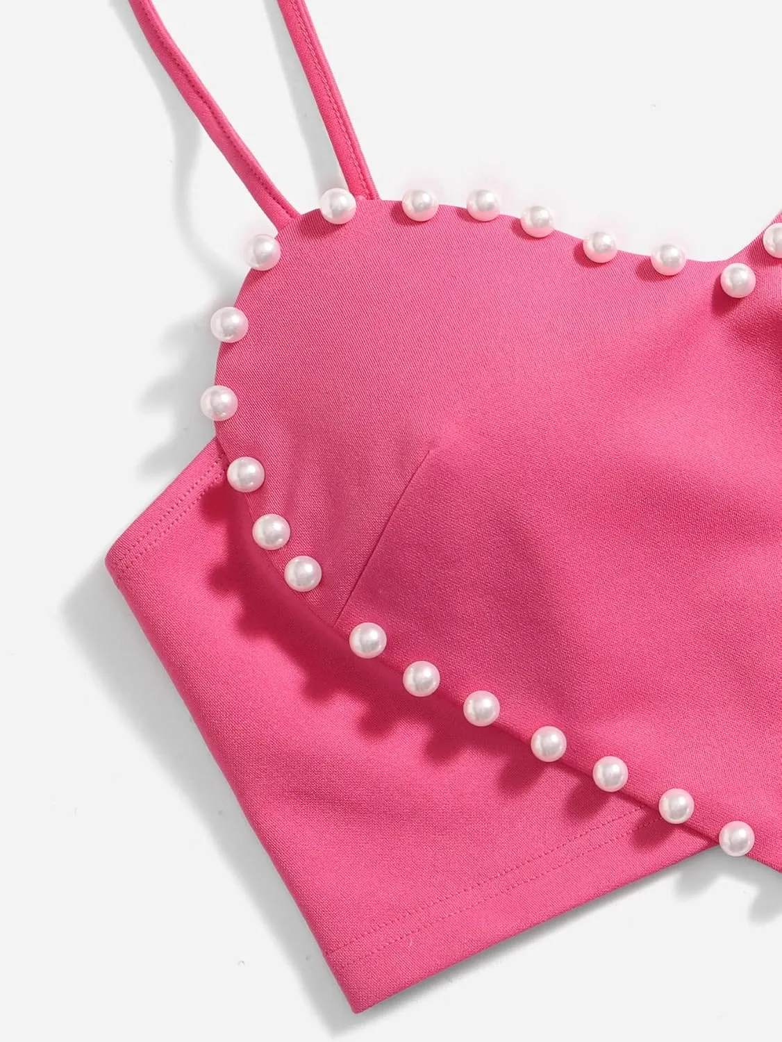 WDIRARA Women's Pearls Sleeveless Asymmetrical Hem Heart Crop Cami Top Sexy Camisole