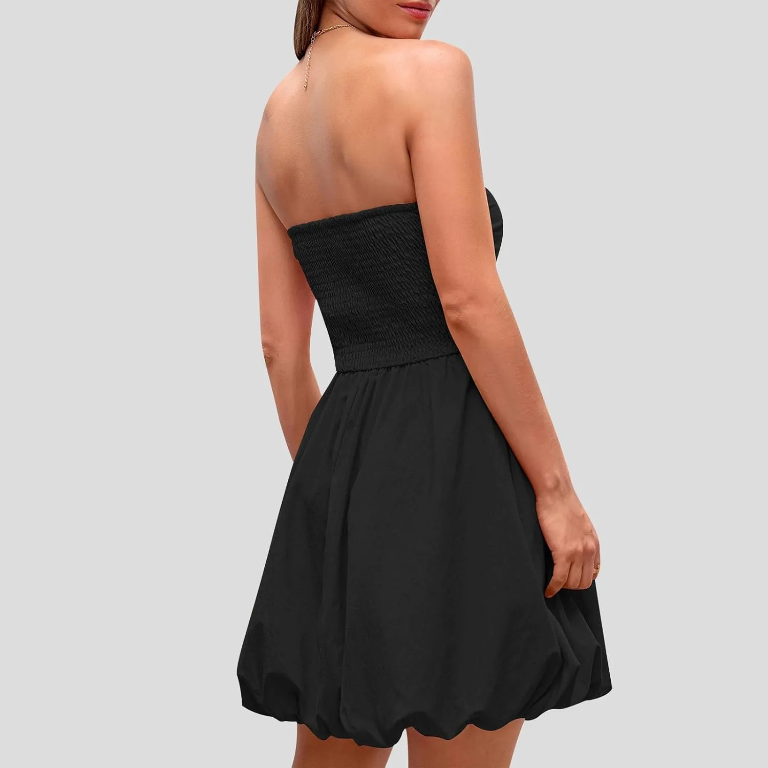 Women's Tube Top Dress 2025 Summer Casual Smocked A Line Sundress Trendy Strapless Bubble Short Beach Mini Dresses